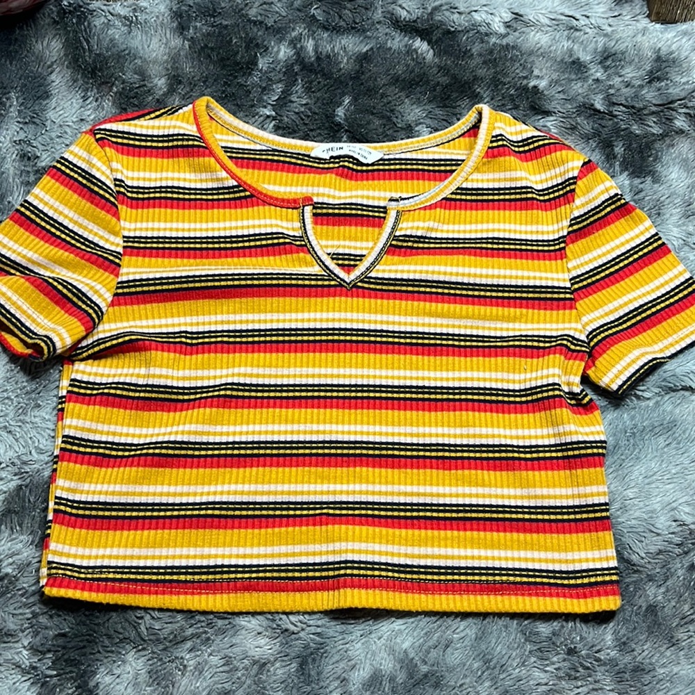 SHEIN cropped tee!